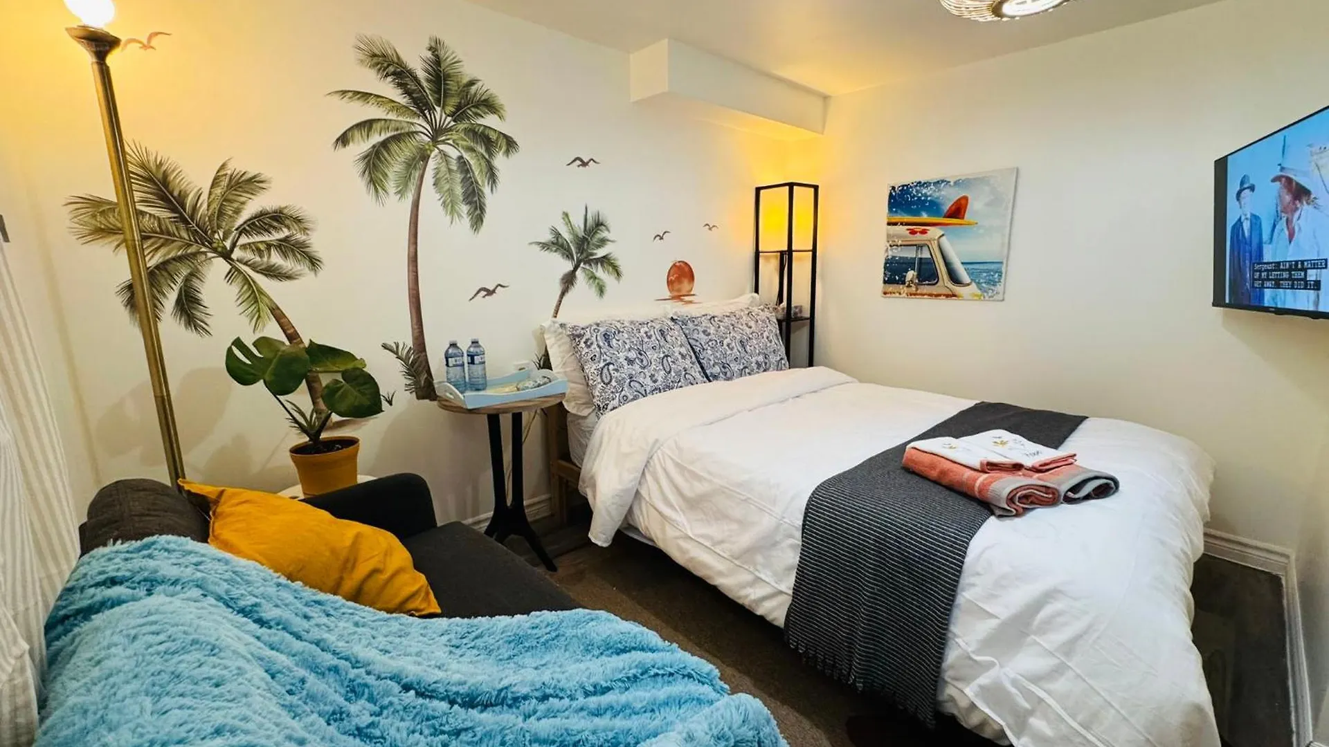 Sunrise Bnb - Free Parking Toronto 0*,