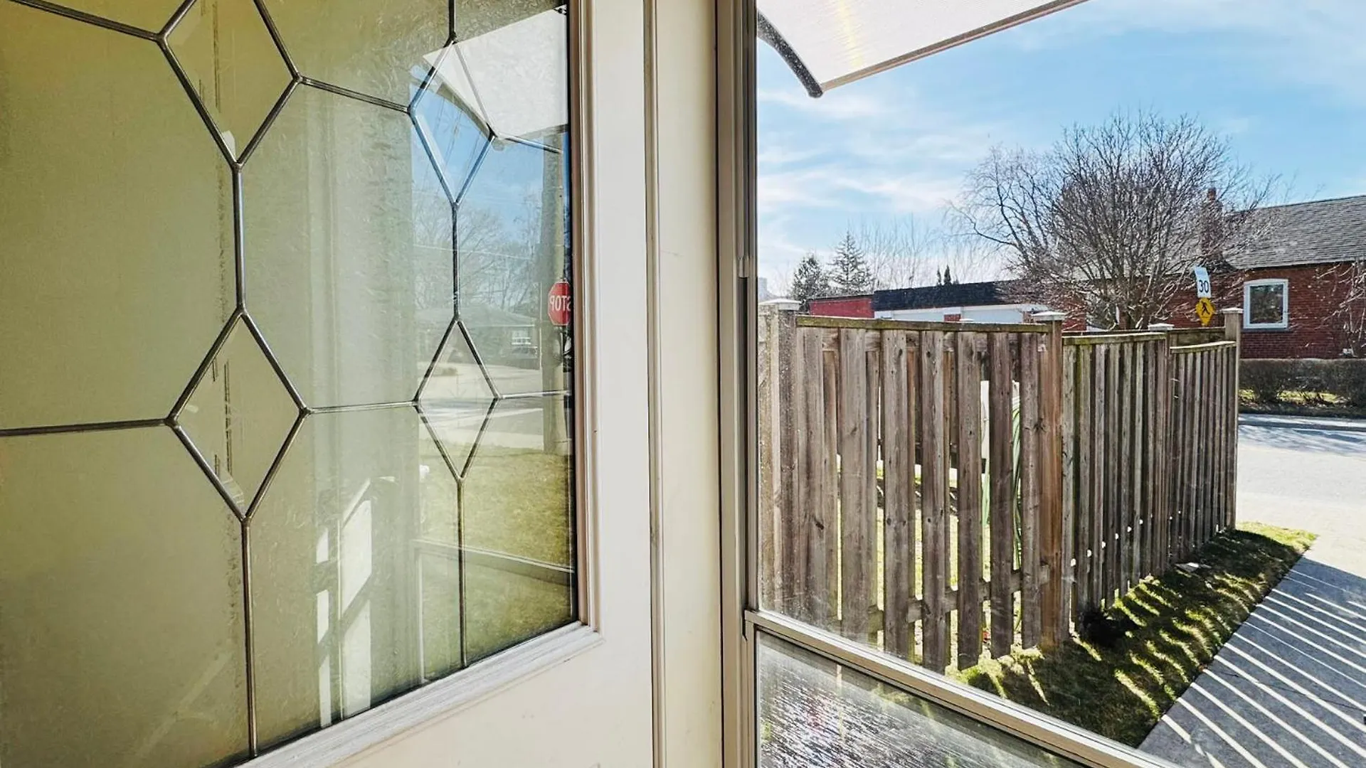 Quarto em Acomodações Particulares Sunrise Bnb - Free Parking Toronto