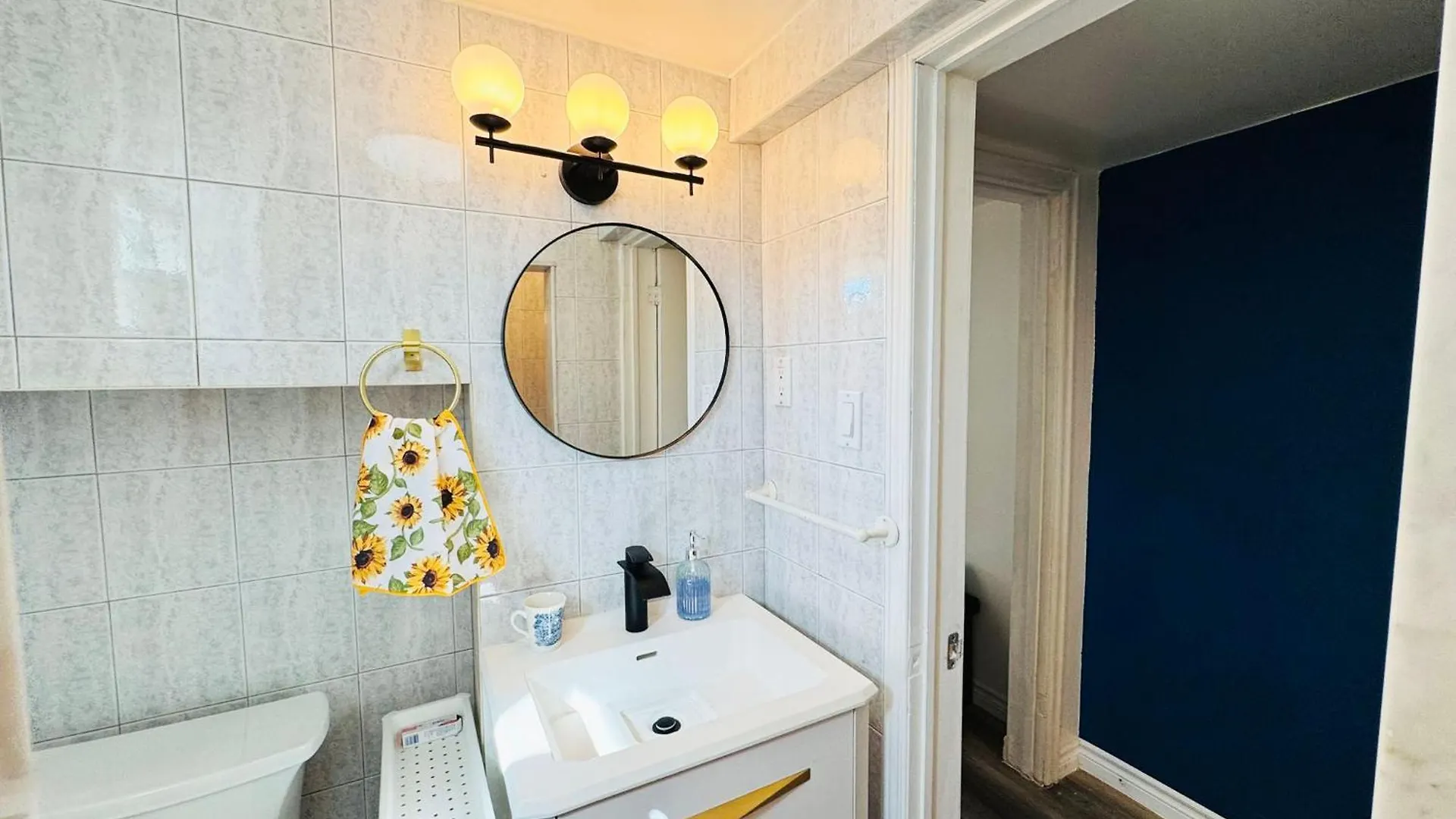 Homestay Sunrise Bnb - Free Parking Toronto Canada