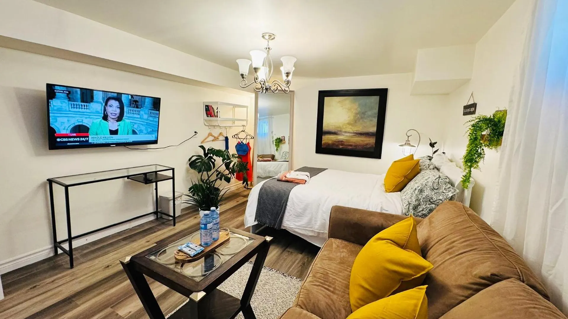 Homestay Sunrise Bnb - Free Parking Toronto
