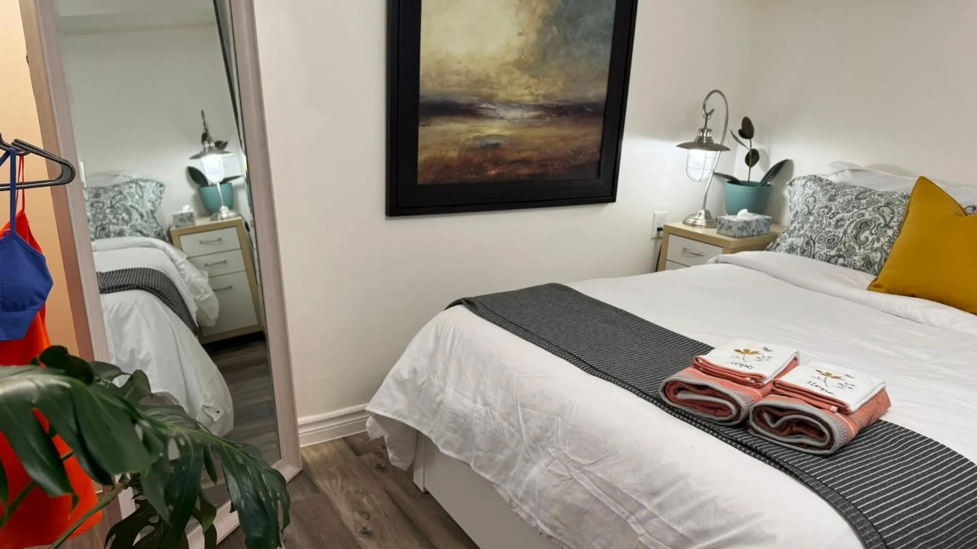 Sunrise Bnb - Free Parking Toronto Canada