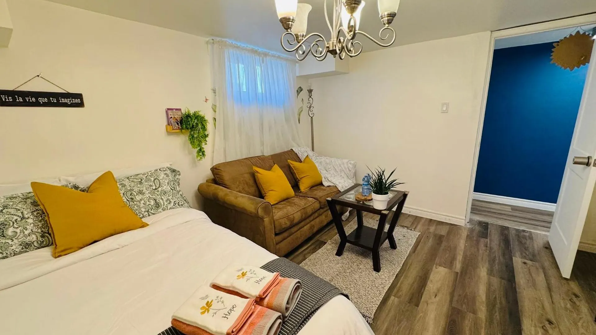Homestay Sunrise Bnb - Free Parking Toronto Canada