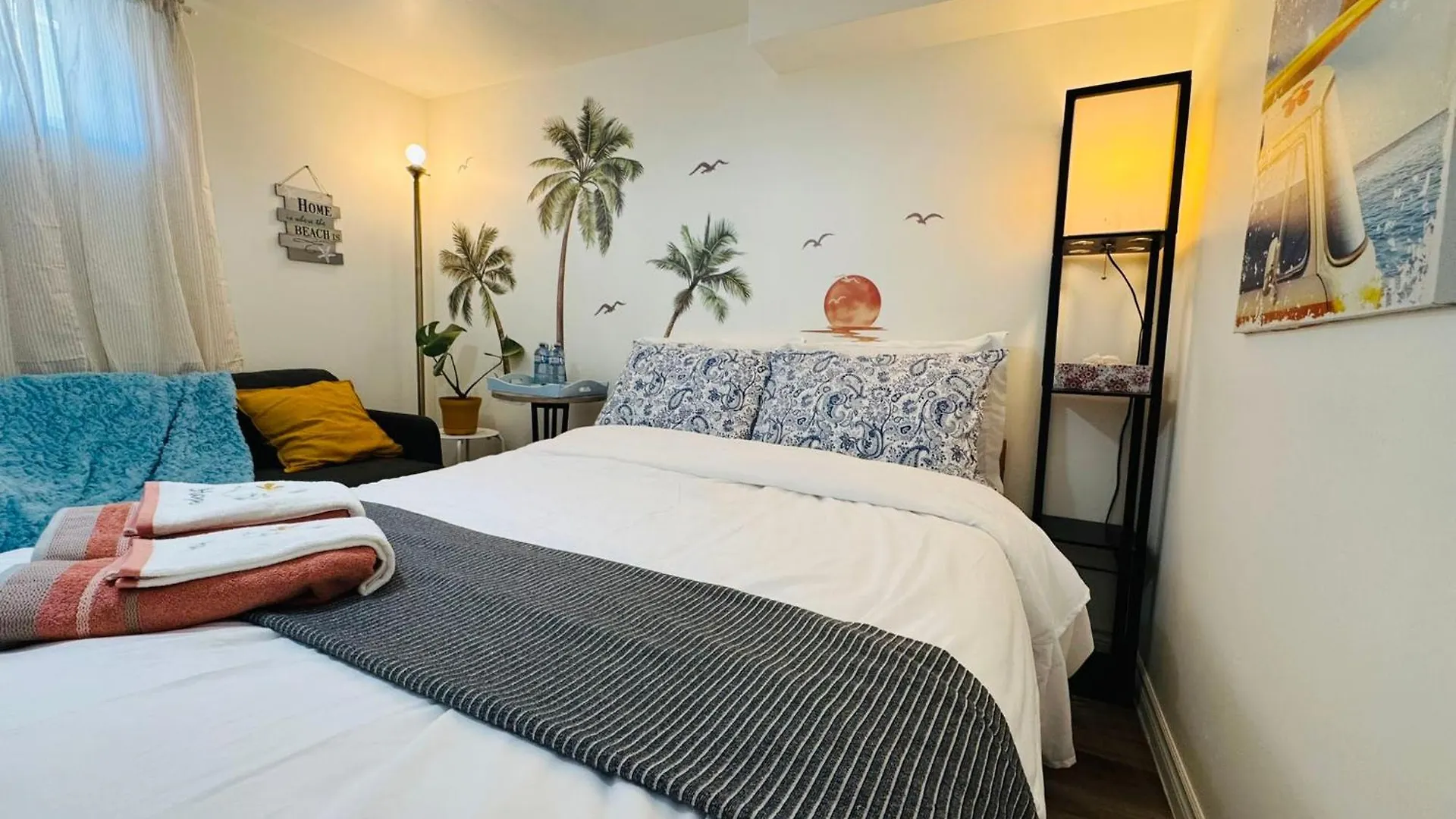 Sunrise Bnb - Free Parking Toronto