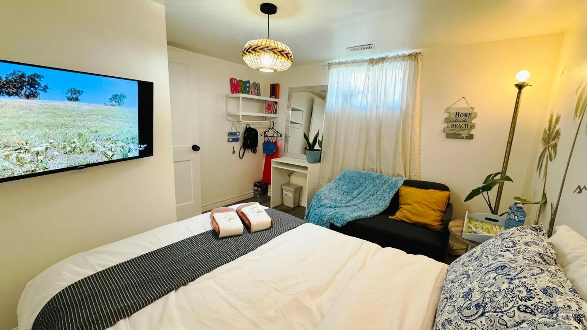 Sunrise Bnb - Free Parking Toronto Homestay